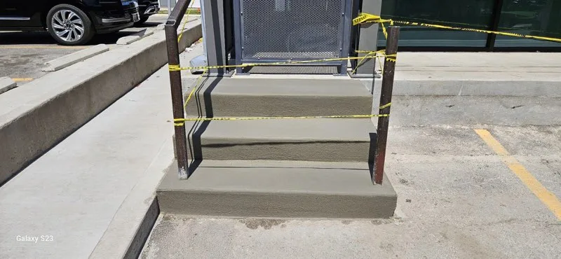 Front-entry step replacement by Lucky’s Concrete in St. Louis